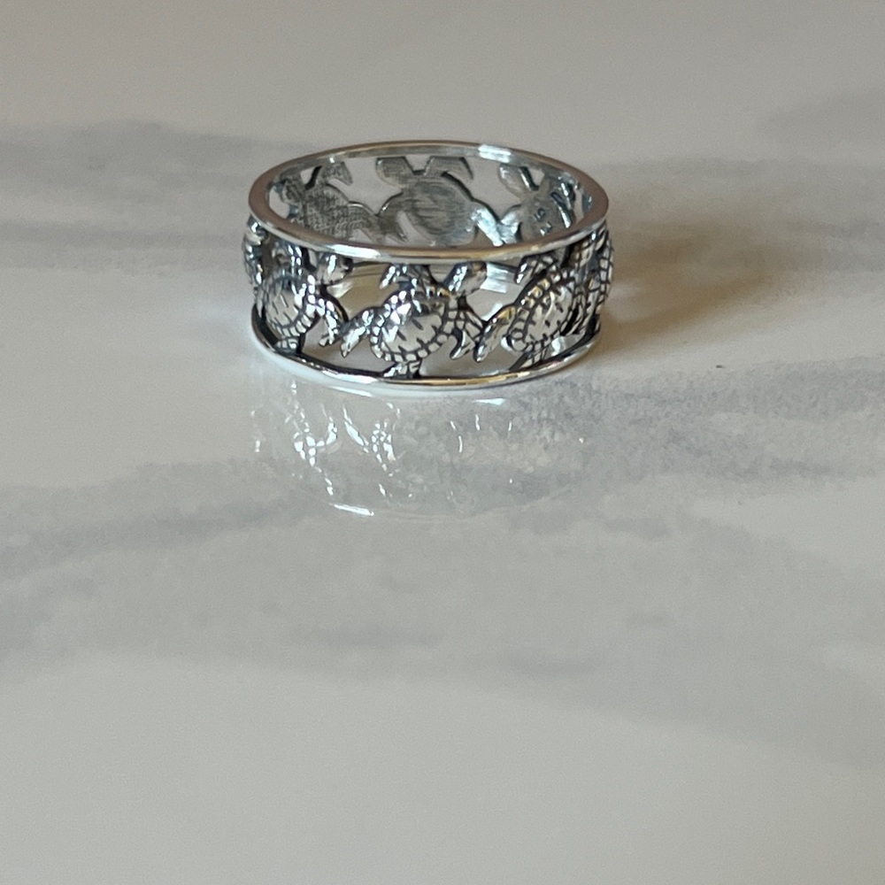 Silver Turtle Design Ring - Picture 2 of 4